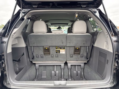 2019 Toyota Sienna XLE 8 Passenger