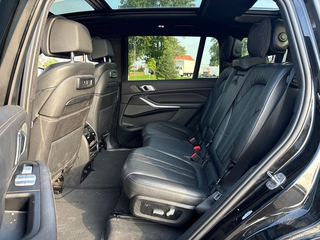 2020 BMW X7 M50i