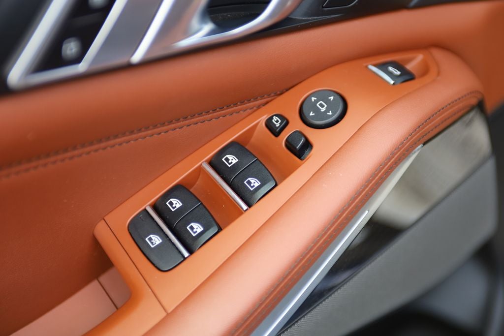 2023 BMW X5 M50i