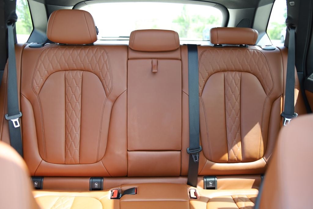 2023 BMW X5 M50i