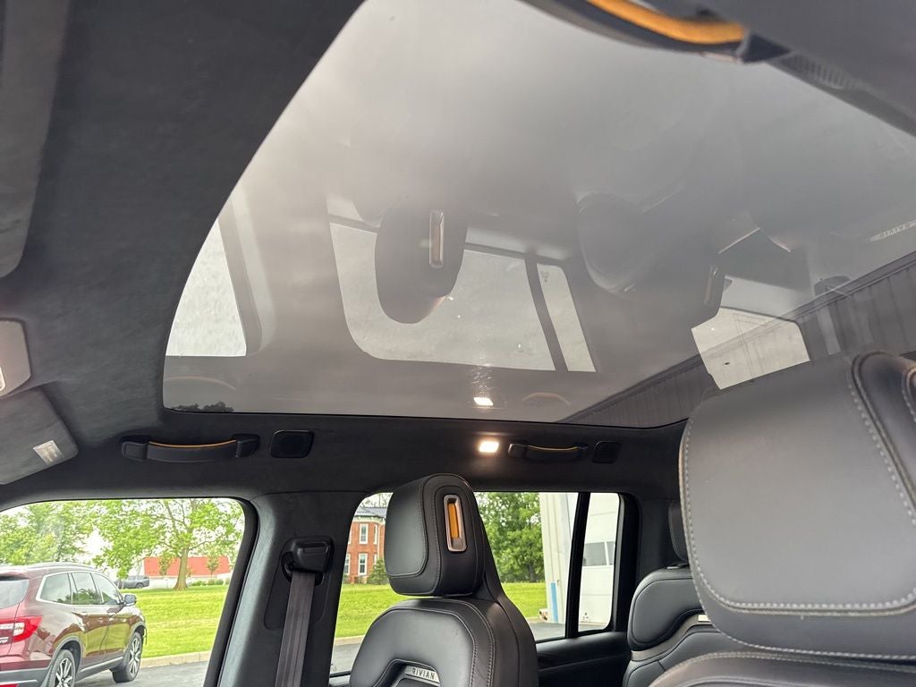 2022 Rivian R1S Launch Edition