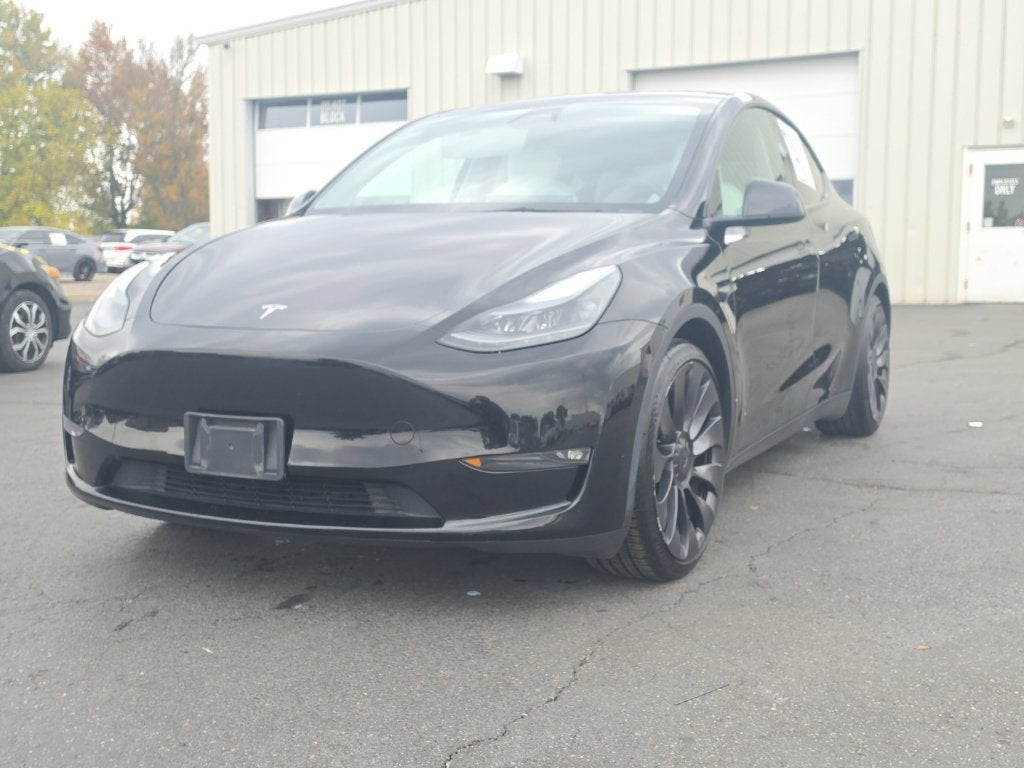 2023 Tesla Model Y Performance