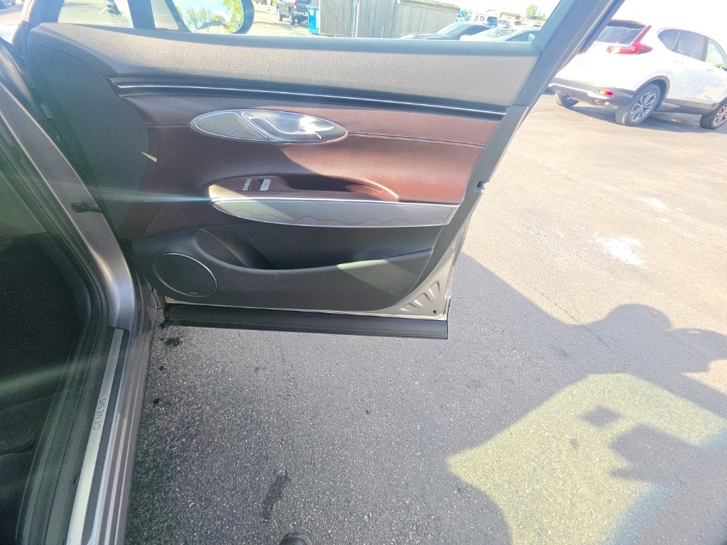 2023 Genesis GV70 2.5T