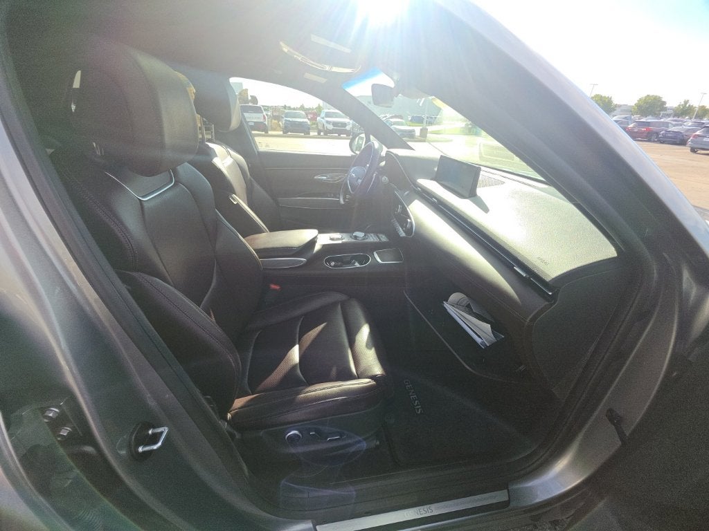 2023 Genesis GV70 2.5T