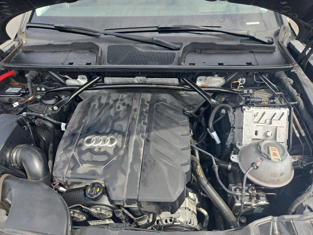 2023 Audi Q5 45 S line Prestige quattro