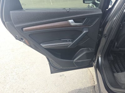 2023 Audi Q5 45 S line Prestige quattro