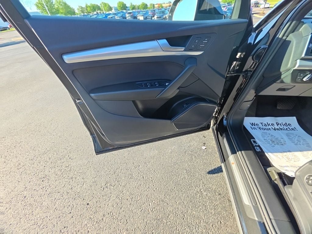 2024 Audi Q5 45 S line Premium quattro