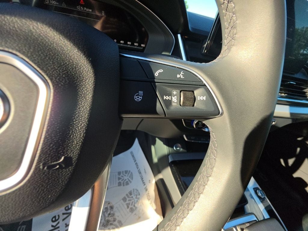 2024 Audi Q5 45 S line Premium quattro