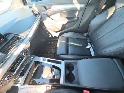 2024 Audi Q5 45 S line Premium quattro