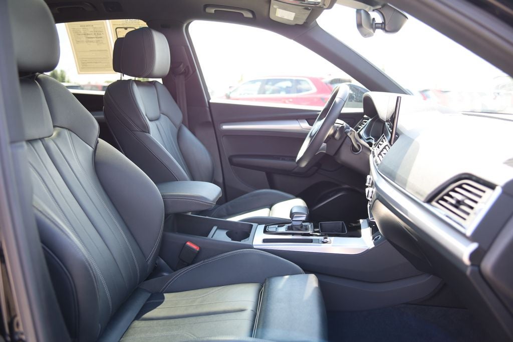 2024 Audi Q5 45 S line Premium quattro