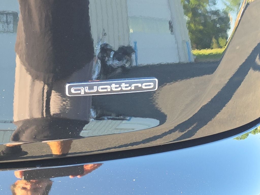 2024 Audi Q5 45 S line Premium quattro