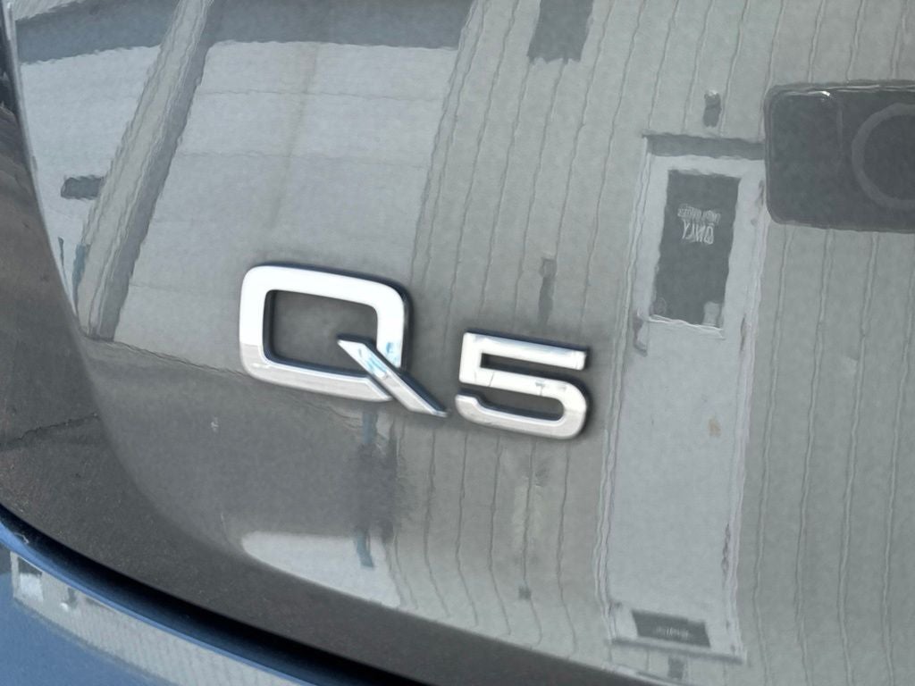2022 Audi Q5 45 S line Premium quattro