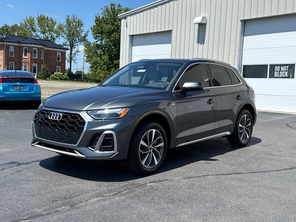 2022 Audi Q5 45 S line Premium quattro
