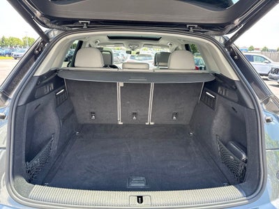 2022 Audi Q5 45 S line Premium quattro