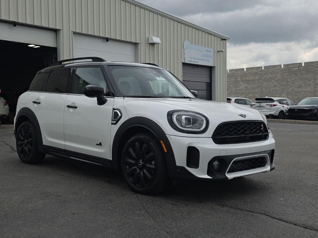 2024 MINI Cooper S Countryman Iconic