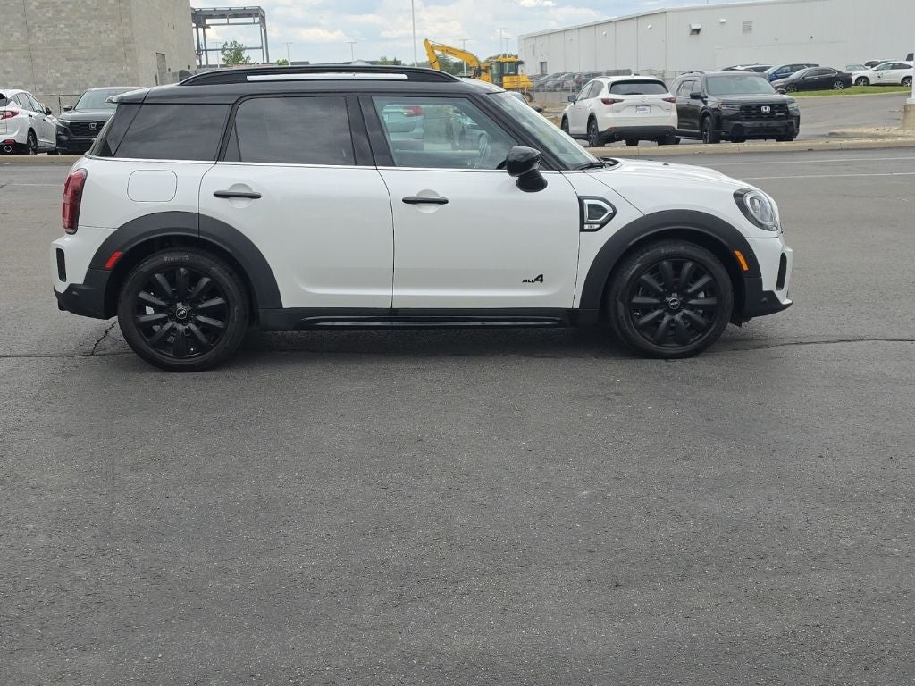 2024 MINI Cooper S Countryman Iconic