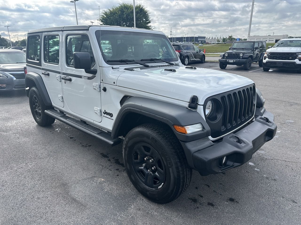 2023 Jeep Wrangler 4-Door Sport 4x4