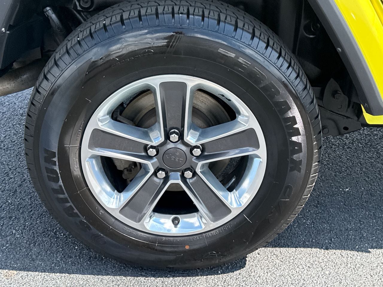 2023 Jeep Wrangler 4-Door Sahara