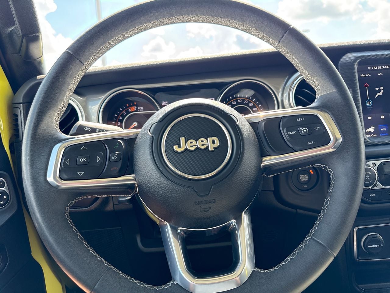 2023 Jeep Wrangler 4-Door Sahara