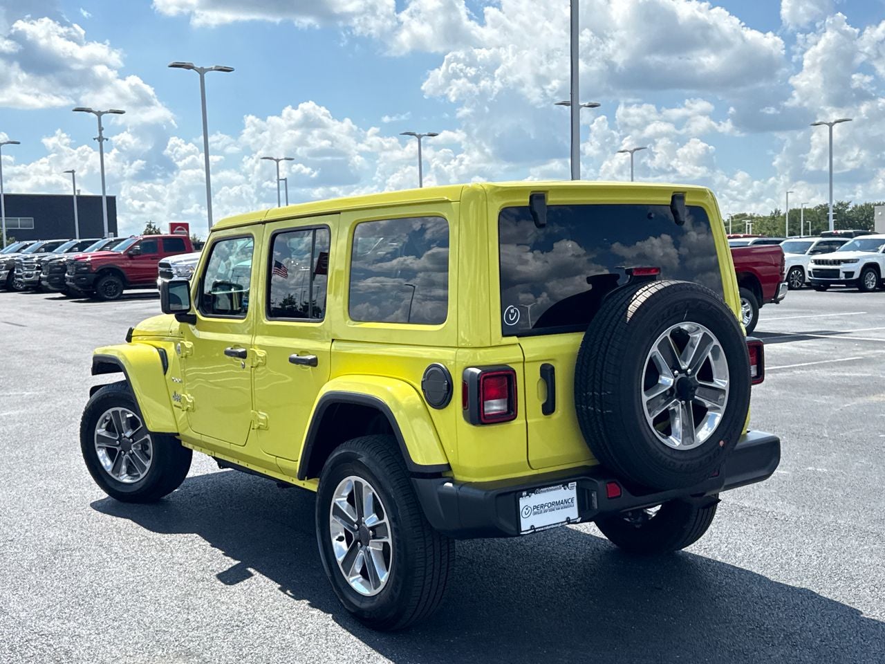 2023 Jeep Wrangler 4-Door Sahara