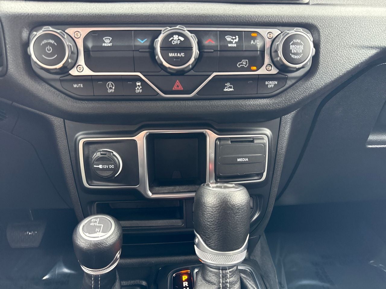 2024 Jeep Wrangler 2-Door Sport 4x4