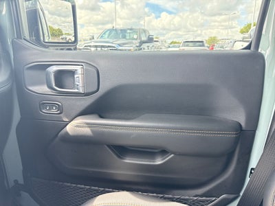 2024 Jeep Wrangler 4-Door Sahara 4x4