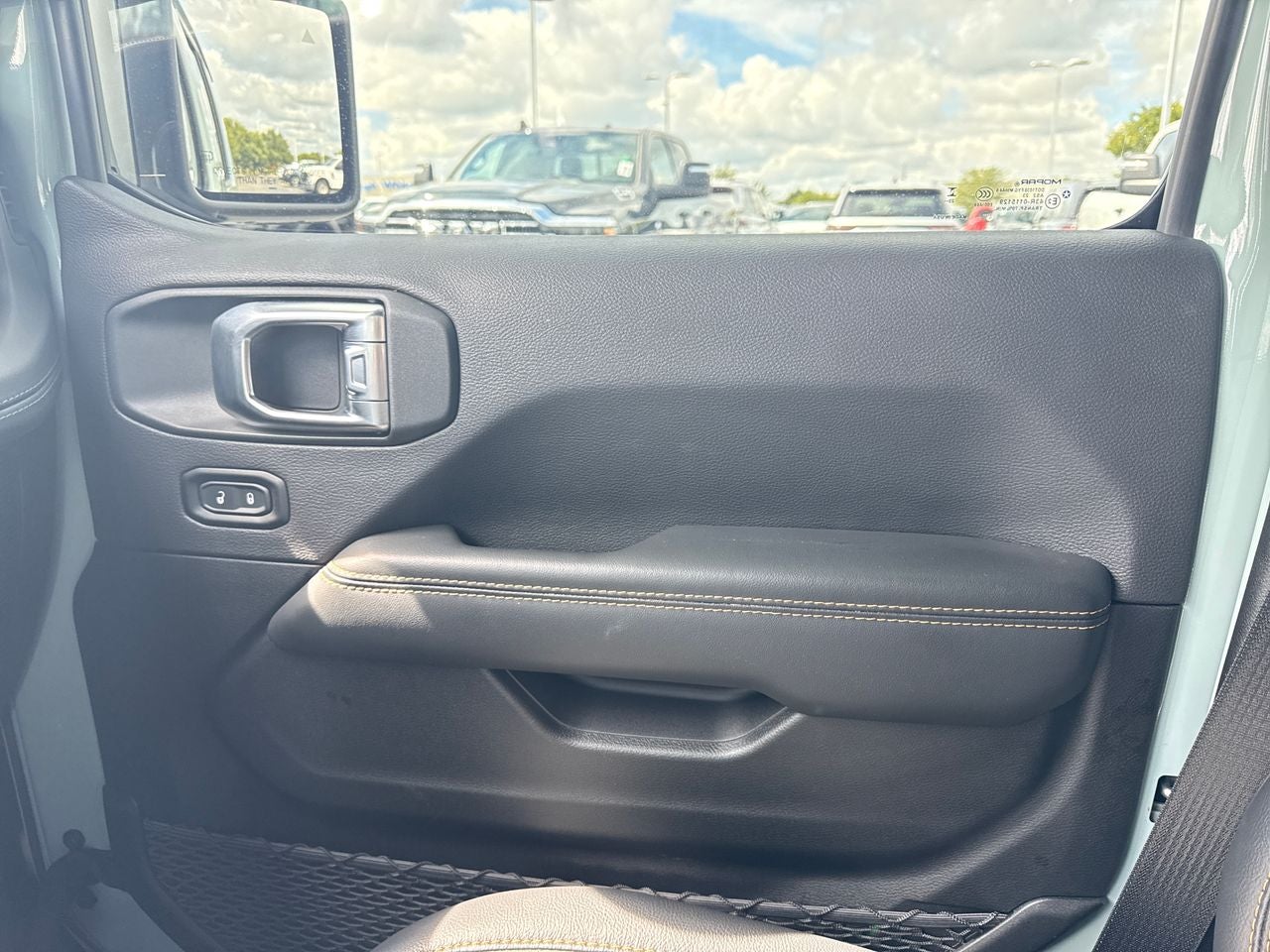 2024 Jeep Wrangler 4-Door Sahara 4x4