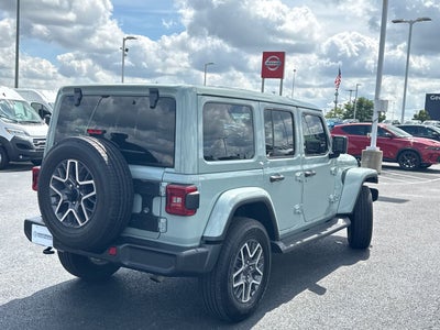 2024 Jeep Wrangler 4-Door Sahara 4x4