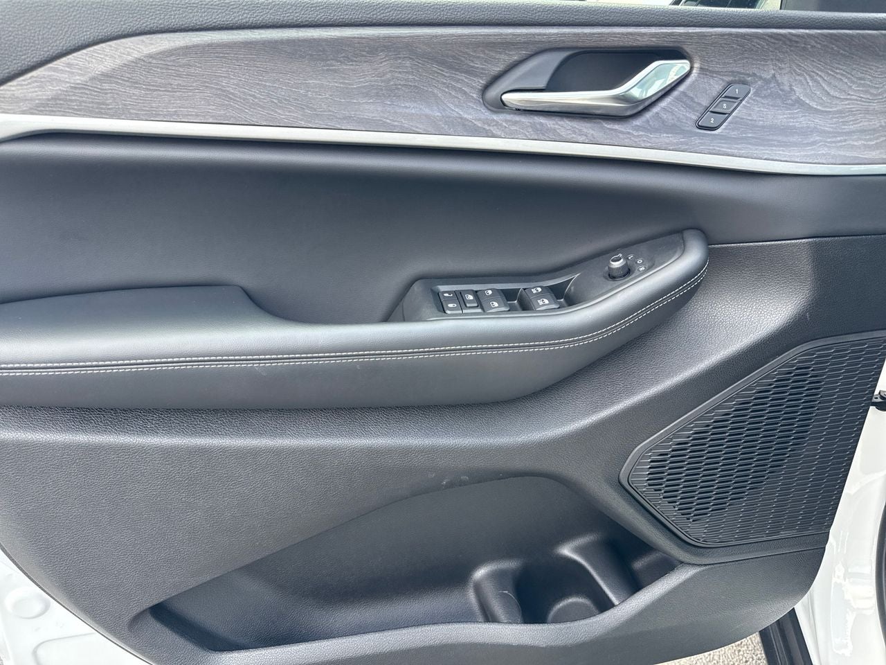 2024 Jeep Grand Cherokee Limited 4x2