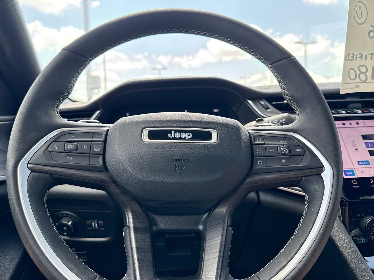 2024 Jeep Grand Cherokee Limited 4x2