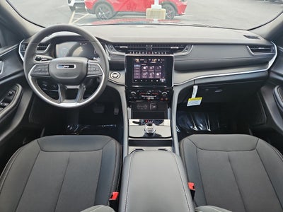 2025 Jeep Grand Cherokee GRAND CHEROKEE LAREDO 4X4