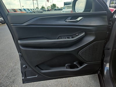 2025 Jeep Grand Cherokee GRAND CHEROKEE LAREDO 4X4