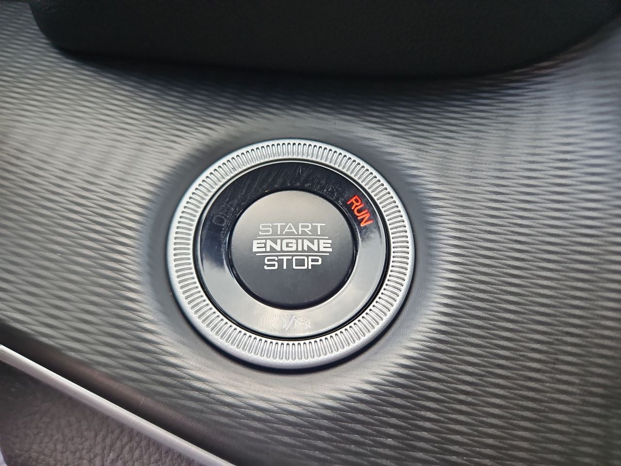 2025 Jeep Grand Cherokee GRAND CHEROKEE LAREDO 4X4