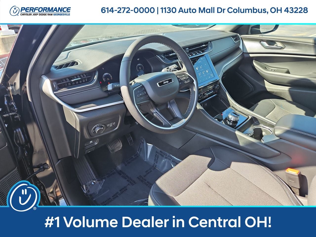 2025 Jeep Grand Cherokee GRAND CHEROKEE LAREDO 4X4