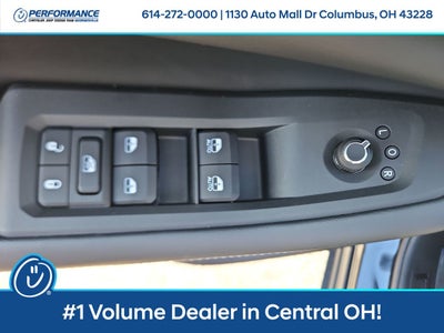 2025 Jeep Grand Cherokee GRAND CHEROKEE LAREDO 4X4