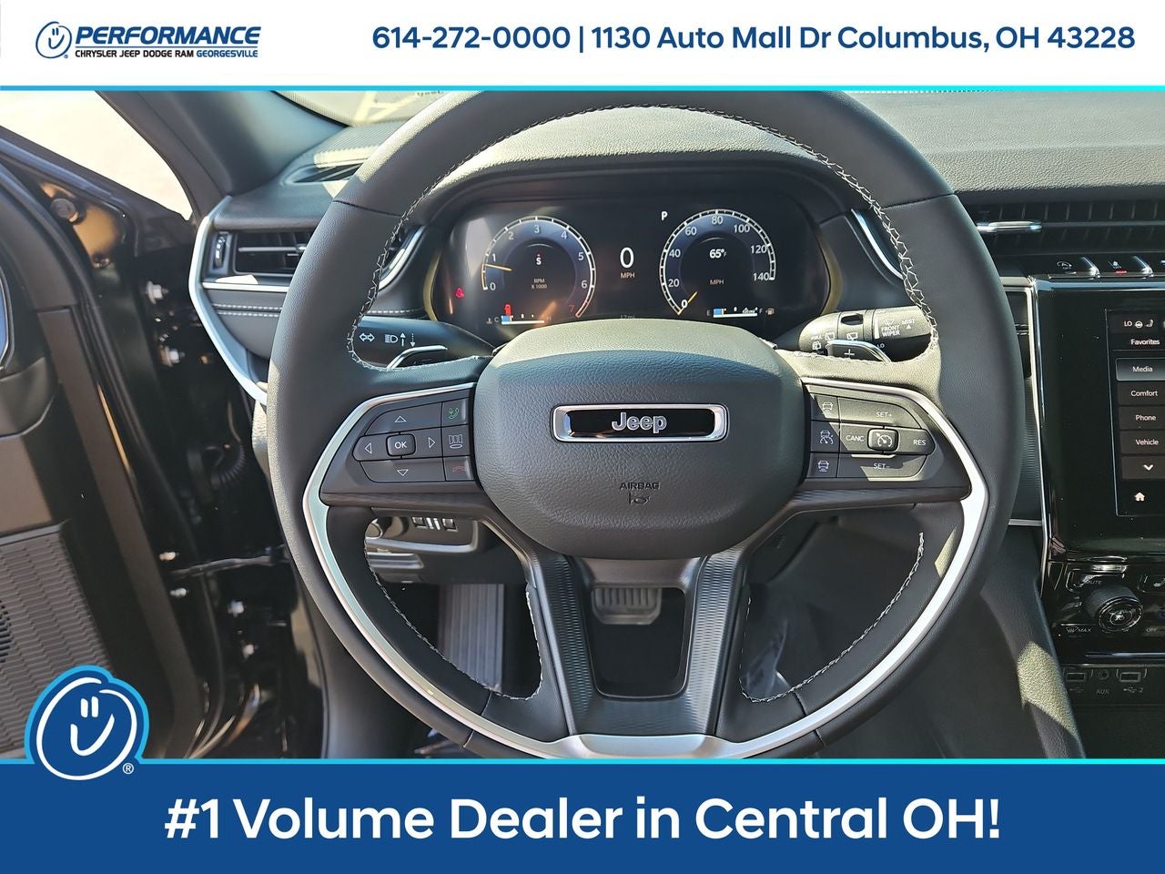 2025 Jeep Grand Cherokee GRAND CHEROKEE LAREDO 4X4