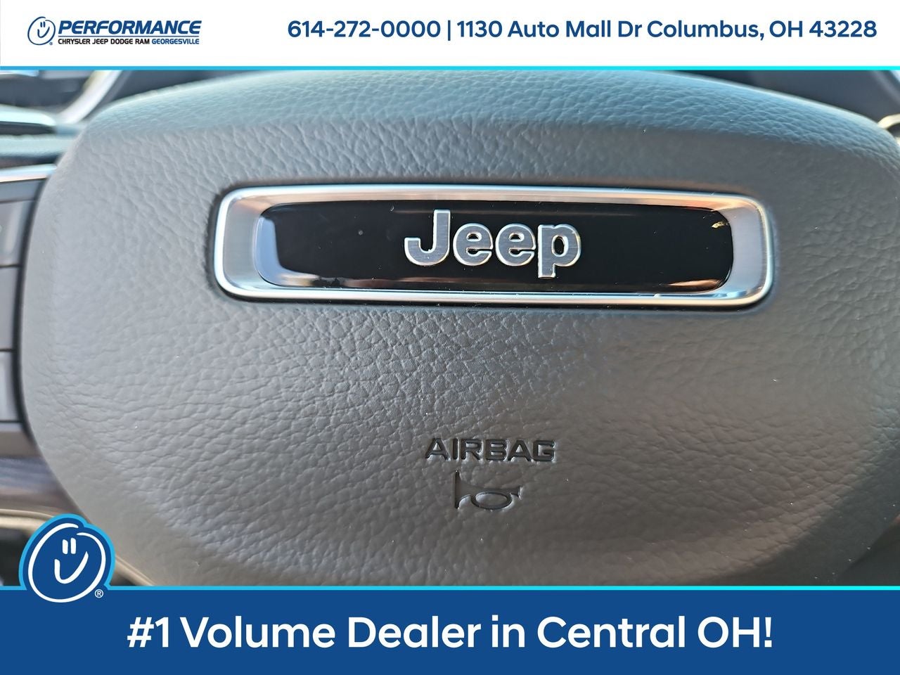 2025 Jeep Grand Cherokee GRAND CHEROKEE LAREDO 4X4