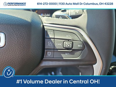 2025 Jeep Grand Cherokee GRAND CHEROKEE LAREDO 4X4