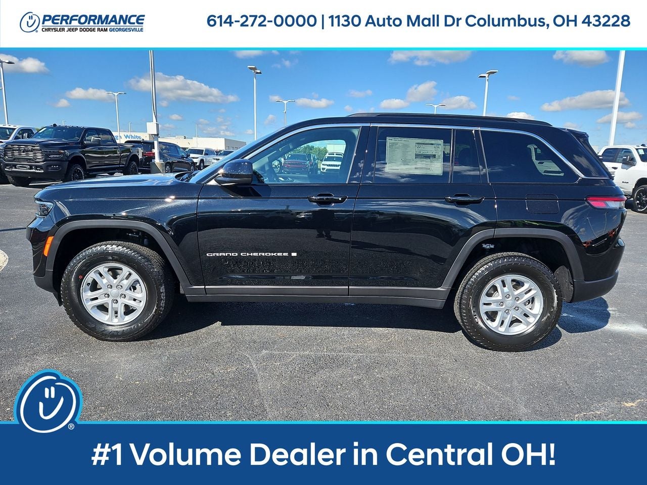 2025 Jeep Grand Cherokee GRAND CHEROKEE LAREDO 4X4