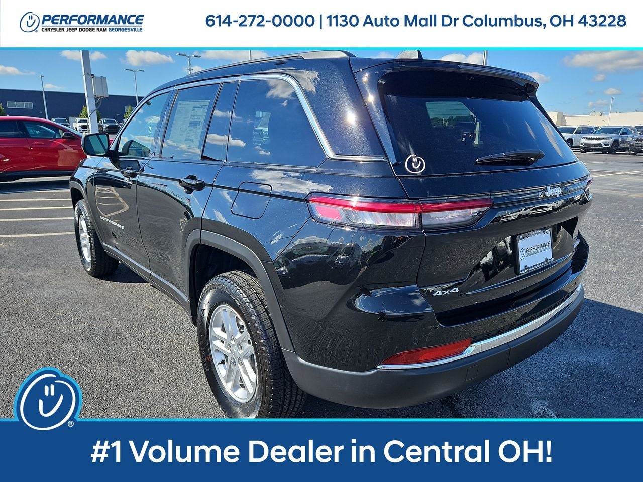 2025 Jeep Grand Cherokee GRAND CHEROKEE LAREDO 4X4