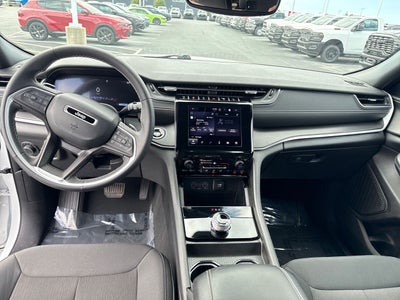 2024 Jeep Grand Cherokee Laredo 4x4