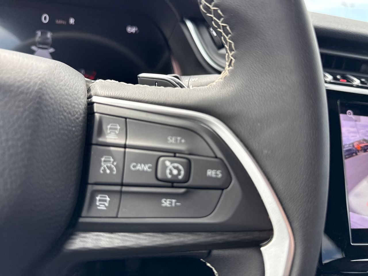 2024 Jeep Grand Cherokee Laredo 4x4