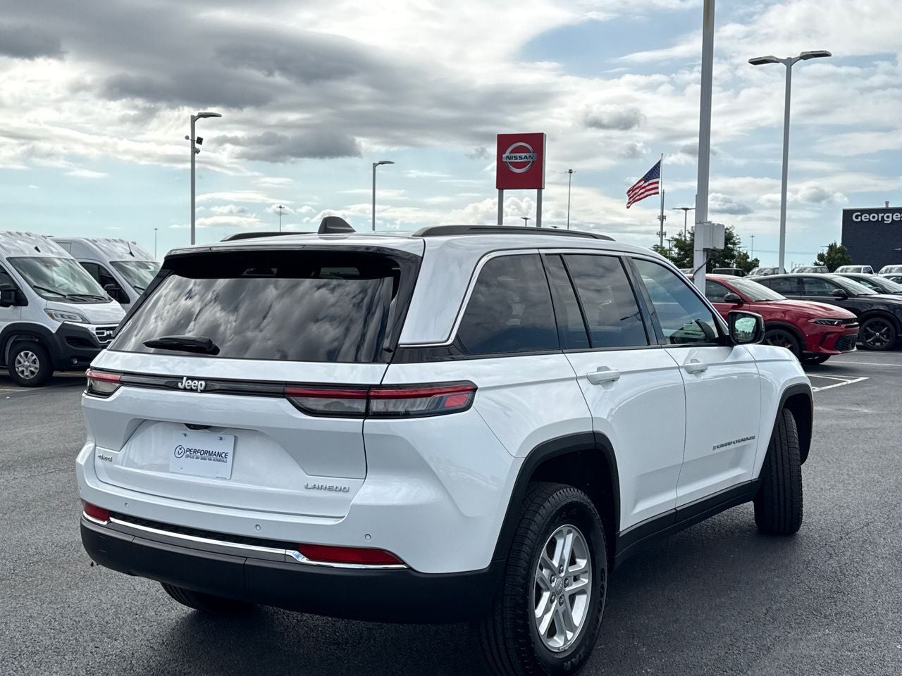 2024 Jeep Grand Cherokee Laredo 4x4