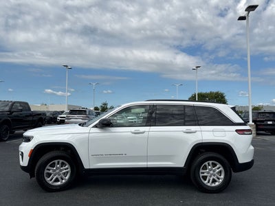 2024 Jeep Grand Cherokee Laredo 4x4