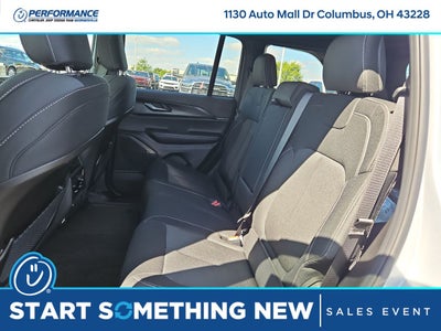 2025 Jeep Grand Cherokee GRAND CHEROKEE LAREDO 4X4