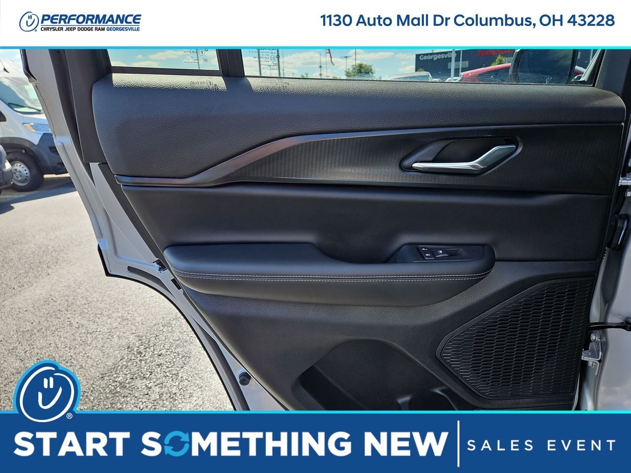 2025 Jeep Grand Cherokee GRAND CHEROKEE LAREDO 4X4