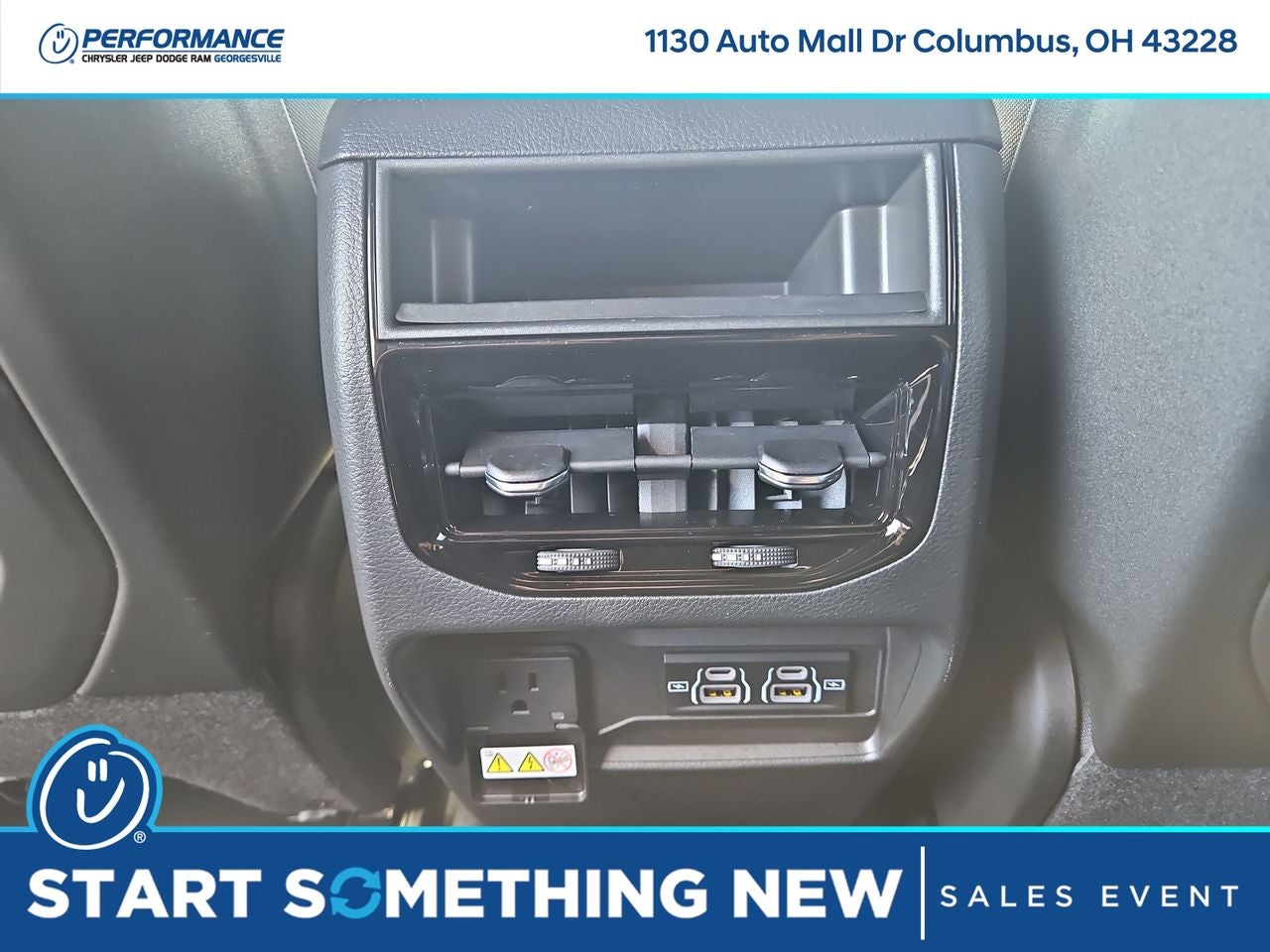 2025 Jeep Grand Cherokee GRAND CHEROKEE LAREDO 4X4