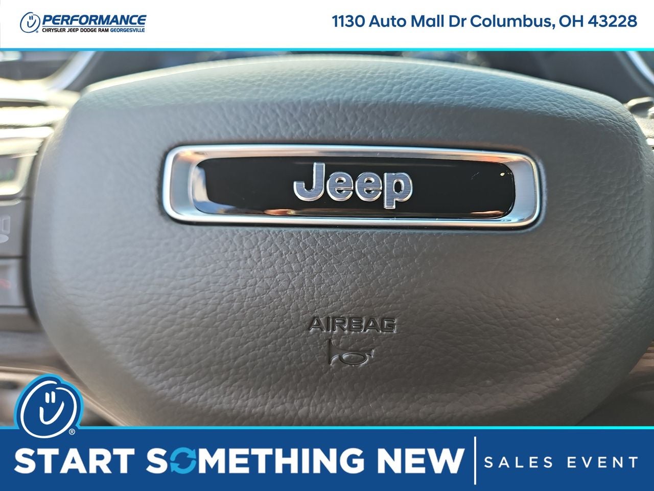 2025 Jeep Grand Cherokee GRAND CHEROKEE LAREDO 4X4