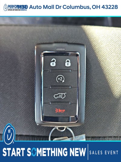 2025 Jeep Grand Cherokee GRAND CHEROKEE LAREDO 4X4