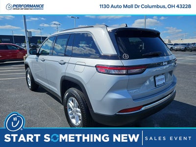 2025 Jeep Grand Cherokee GRAND CHEROKEE LAREDO 4X4